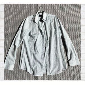 H&M Traditional Style Mens Dress Shirt Button Up Collared Shirts Medium Slim Fit